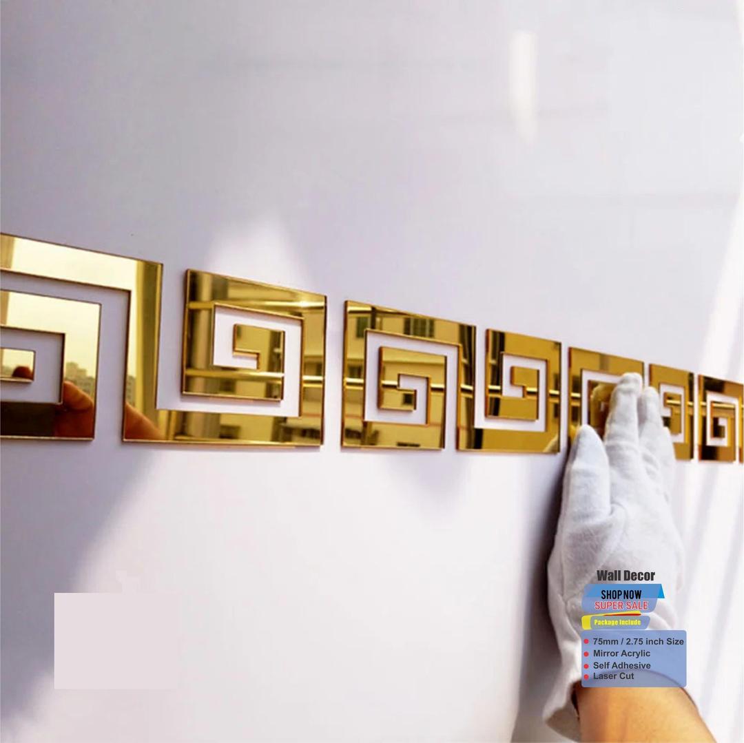 Elegant Acrylic Mirror Artwork for Contemporary Interiors